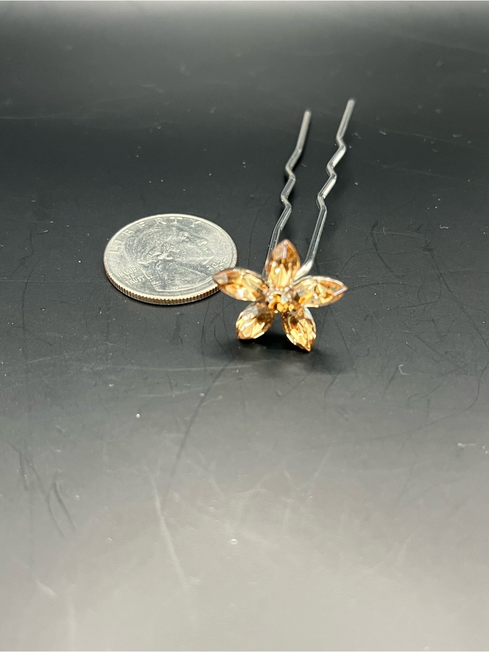 SoHo Crystal Hair Accessory Set - Picture 5 of 6